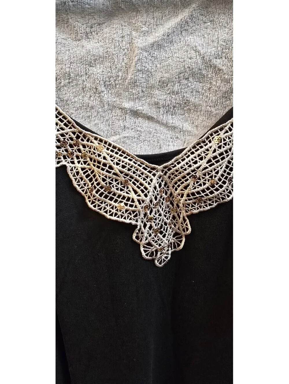 2 New Womens Tank Top Sz 22-24 Cream Dressy And Black with Sparkly